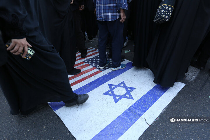 راهپیمایی یوم‌الله 13 آبان در تهران