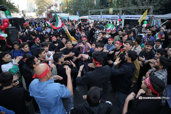 راهپیمایی یوم‌الله 13 آبان در تهران