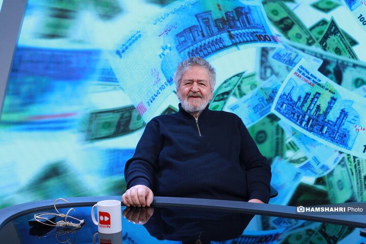 رو در رو با امیر عابدینی در برنامه تماشاگر