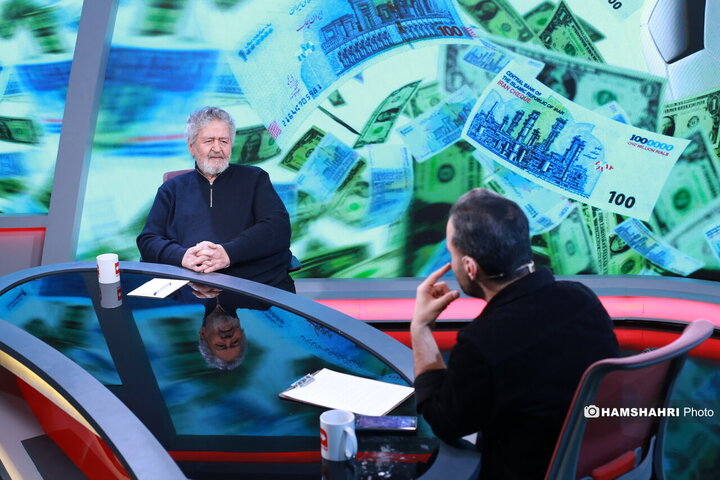 رو در رو با امیر عابدینی در برنامه تماشاگر