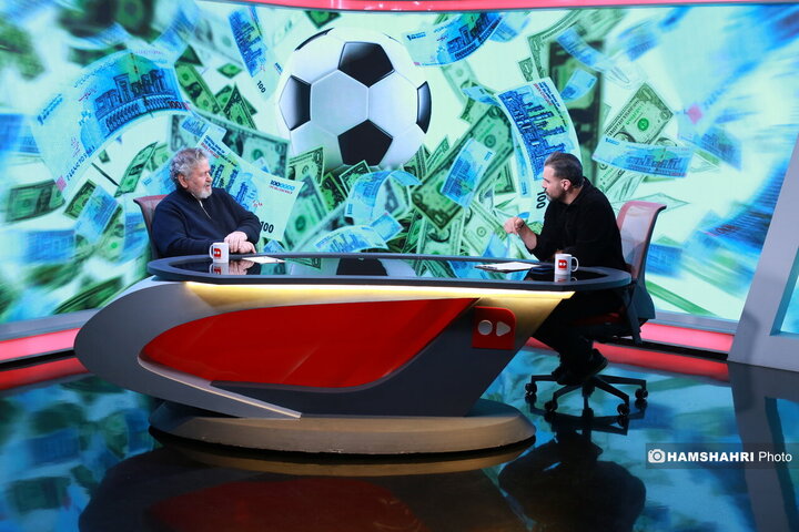 رو در رو با امیر عابدینی در برنامه تماشاگر