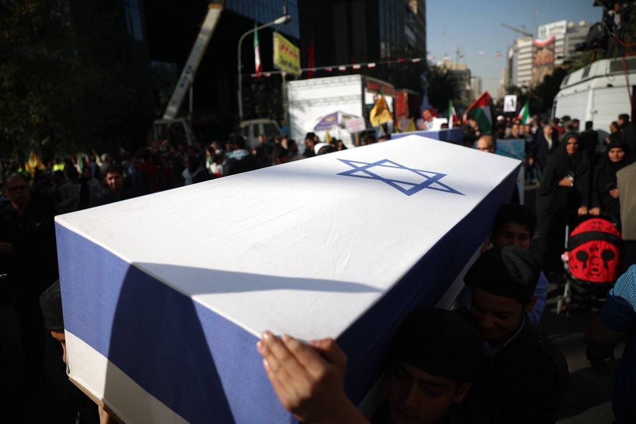 حمل تابوت‌های سربازان صهیونیست در تهران ا تصاویر