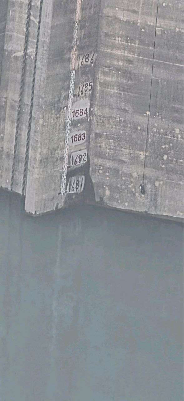 آخرین رمقهای دریاچه سد کرج | تصاویر