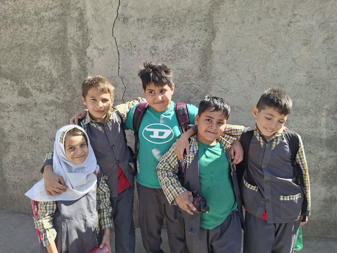 اروپایی های ساکن قزوین | روایتی از روستایی نزدیک قزوین که طبق برخی اسناد تاریخی، اهالی آن رومانیایی هستند