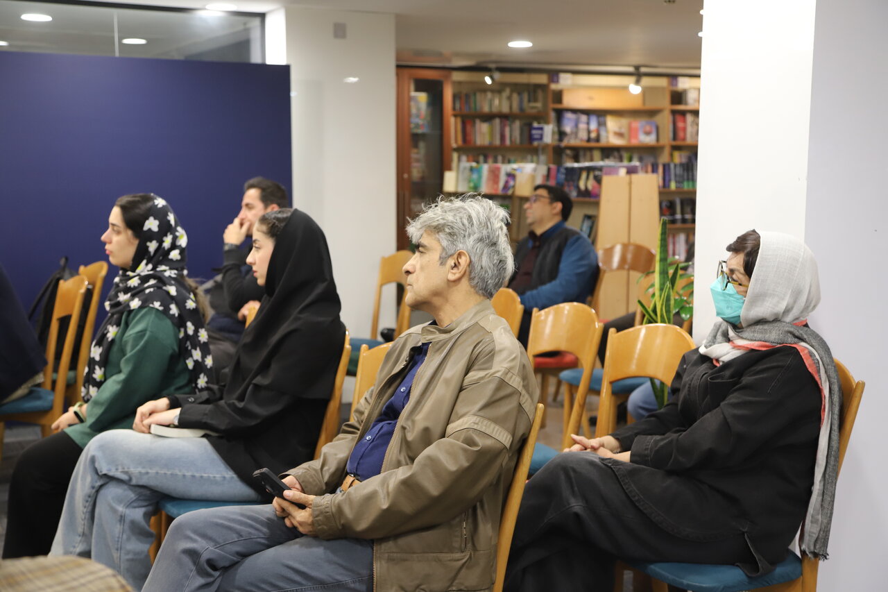 اخبار جعلی مرز حقیقت و دروغ را مبهم می‌کند | افتادن در تله پست‌مدرن