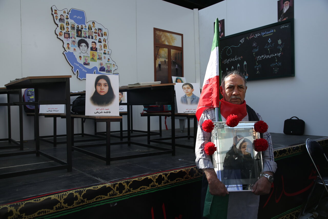 یکصدا با یار دبستانی | گزارش تصویری از مراسم باشکوه 13 آبان