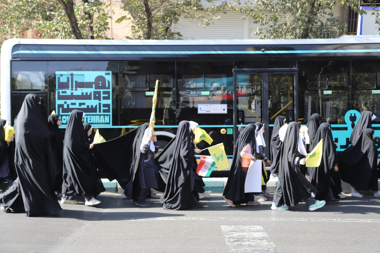 یکصدا با یار دبستانی | گزارش تصویری از مراسم باشکوه 13 آبان