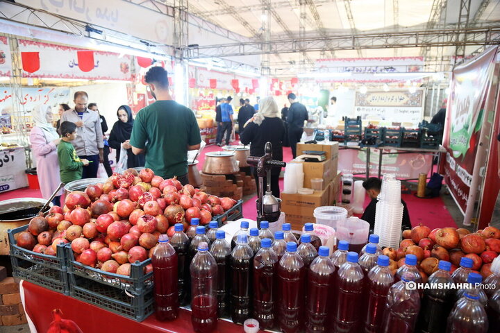 برگزاری جشنواره انار در مصلای تهران