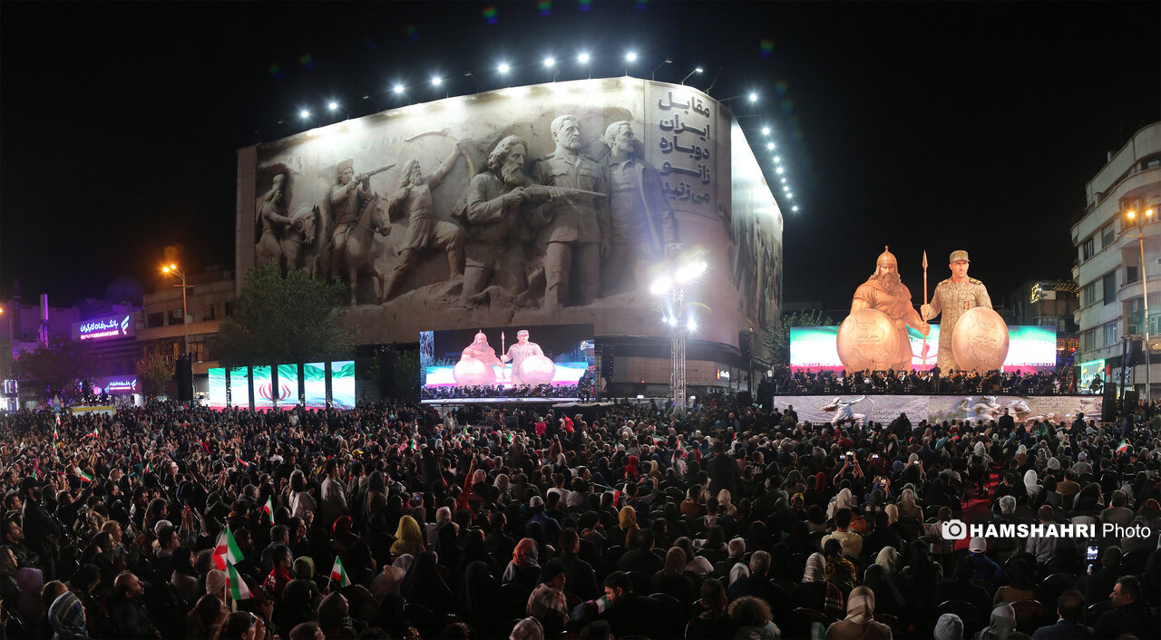 روایت تاریخ اقتدار ایرانیان در میدان انقلاب