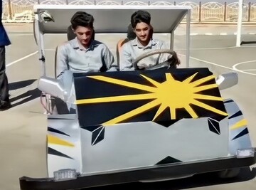 سه دانش آموز ایرانی ۲ خودروی خورشیدی ساختند + فیلم