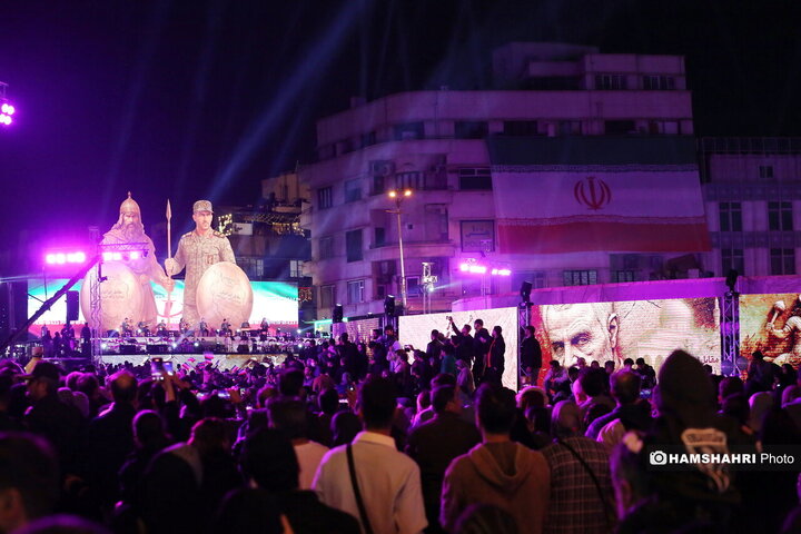 والرین امشب در میدان انقلاب مقابل اقتدار ایرانیان زانو زد