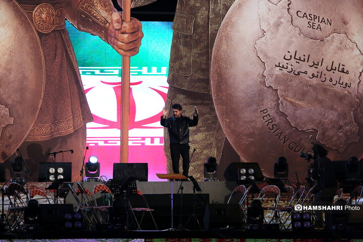 والرین امشب در میدان انقلاب مقابل اقتدار ایرانیان زانو زد