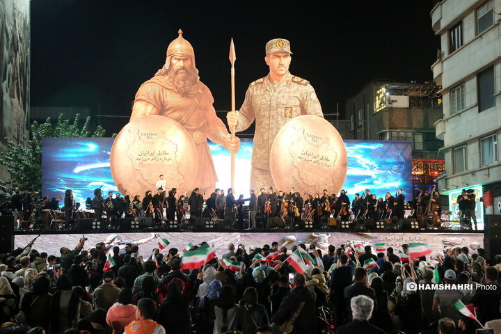 والرین امشب در میدان انقلاب مقابل اقتدار ایرانیان زانو زد