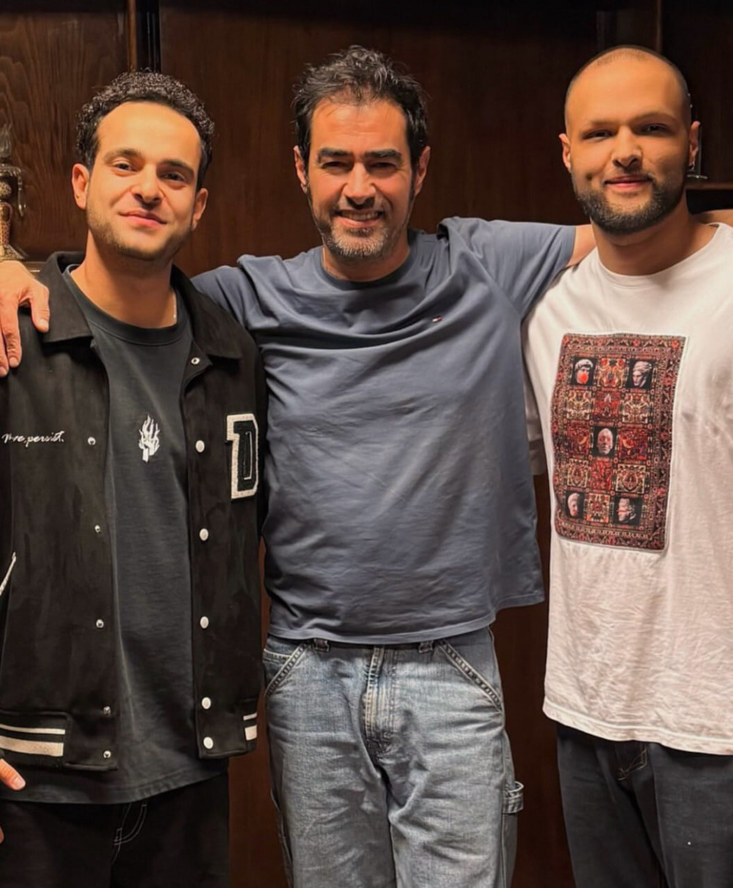 همشهری آنلاین – دورهمی صمیمی شهاب حسینی و پسر بزرگش با بازیگر جوان