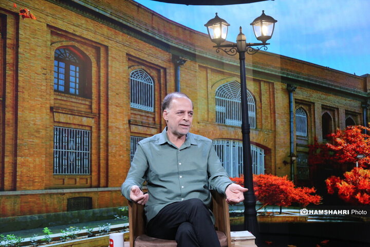 گفتگو با عبدالجبار کاکایی شاعر شهر تهران