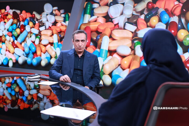 میزگرد تندرستی؛ با موضوع وقتی برای خودمان نسخه می‌پیچیم