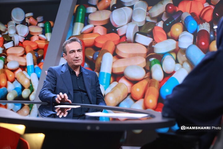 میزگرد تندرستی؛ با موضوع وقتی برای خودمان نسخه می‌پیچیم