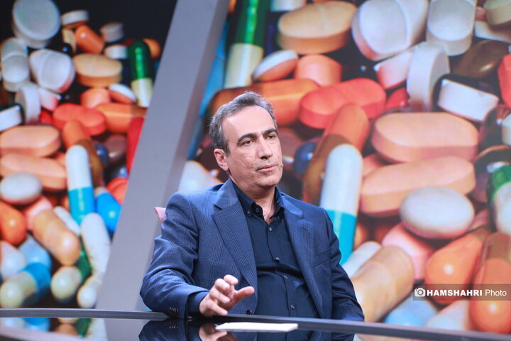 میزگرد تندرستی؛ با موضوع وقتی برای خودمان نسخه می‌پیچیم