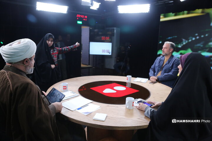 مناظره رسایی و رشیدی کوچکی در مورد تلگرام و موانع فیلترینگ