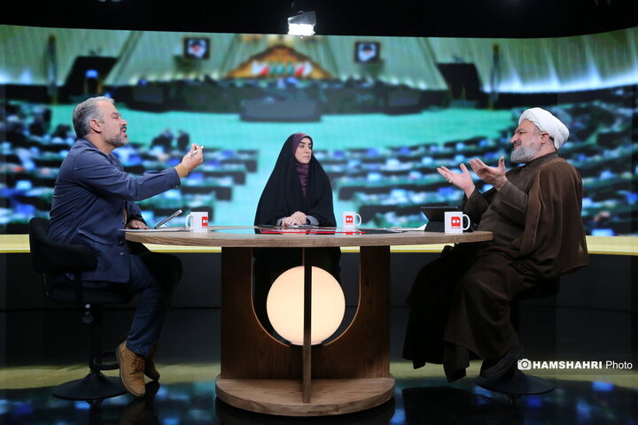 مناظره رسایی و رشیدی کوچکی در مورد تلگرام و موانع فیلترینگ