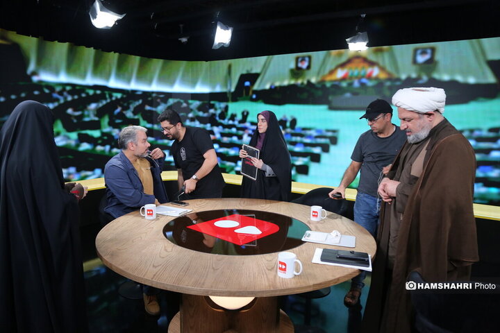 مناظره رسایی و رشیدی کوچکی در مورد تلگرام و موانع فیلترینگ