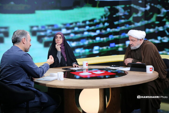 مناظره رسایی و رشیدی کوچکی در مورد تلگرام و موانع فیلترینگ