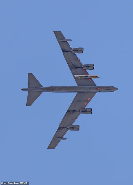 موشک هستهای جدید آمریکا در یک پرواز مخفیانه + تصاویر