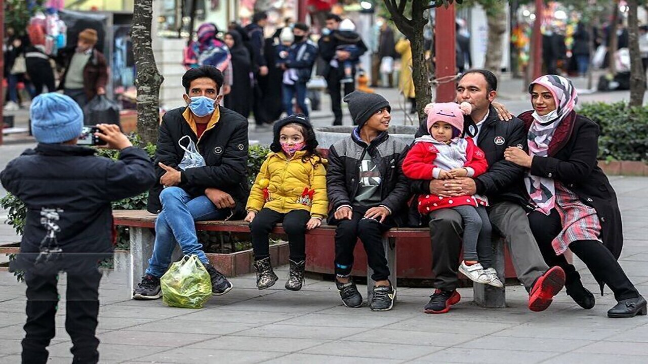 جشنوارهای برای نجات ایران از پیری | ایران سریعترین کاهش نرخ فرزندآوری در جهان را تجربه کرده است