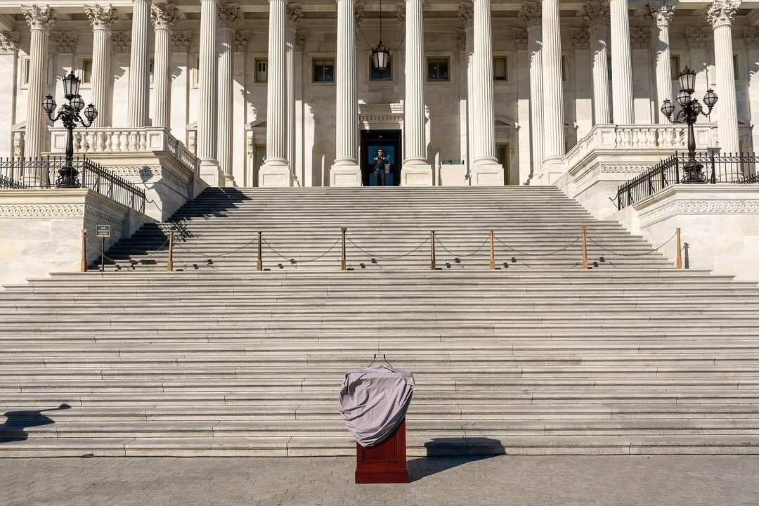 آمریکای تعطیل؛ از خیابانهای خالی تا ساختمانهای خاموش دولت | تصاویر