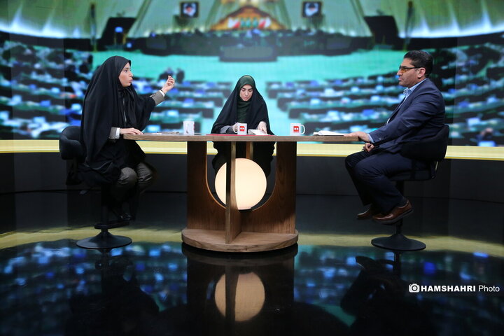 مناظره علی آذری و خانم مقدسی با موضوع مهریه