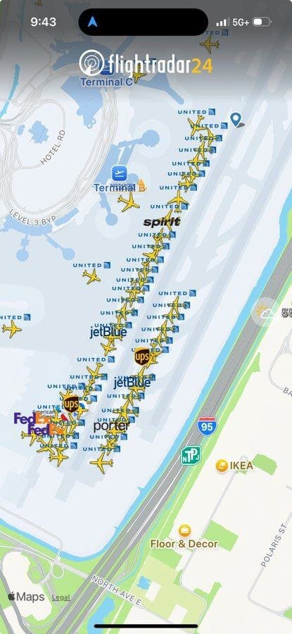 زمینگیر شدن ۱۲ هزار پرواز در آمریکا + ویدئو