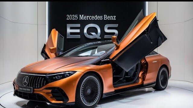 کابینِ دیجیتال و رانندگی نیمه فضایی، از پانامرا هیبرید تا مرسدس EQS | رقابت داغ برندهای لوکس برای سلطه بر آینده حمل‌ونقل
