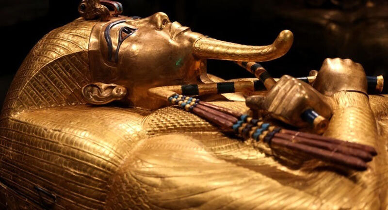 نمایش یکجای گنج فرعون توت‌ عنخ‌ آمون برای نخستین‌بار | عکس