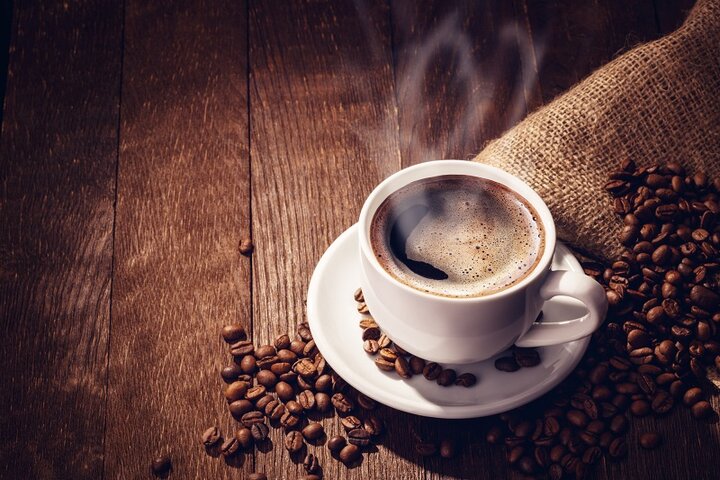 آخرین فنجان قهوه را چه ساعتی بنوشیم؟