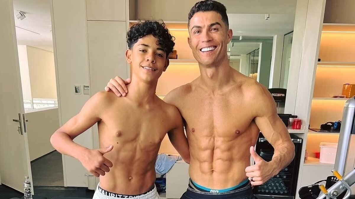 5271662.jpg?ts=1762852231000