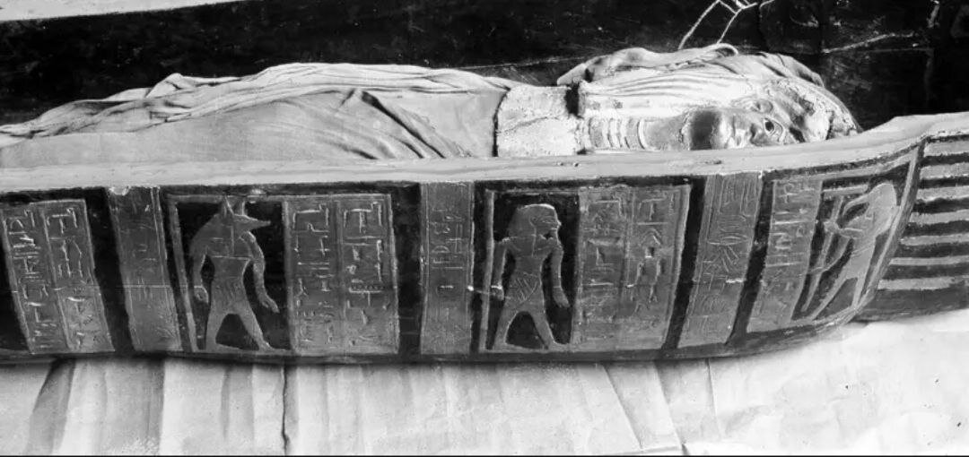 موهای این زن مصری پس از ۳۴۰۰ سال هنوز بوی عطر می‌دهد | عکس