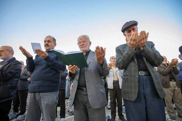 با نماز باران چه گرهی باز می شود ؟