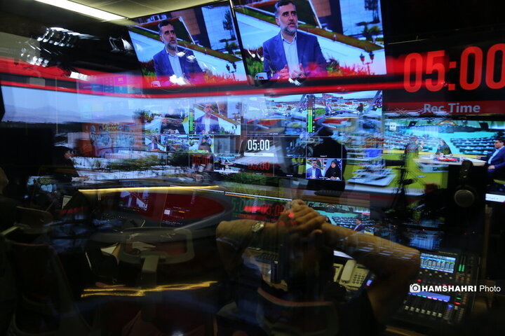 گفتگو با علی رمضانی رئیس باغ کتاب