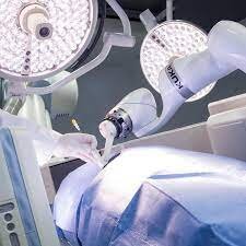 این روبات‌ها  زندگی  شما را نجات می‌دهند | جراحی سکته از فاصله ۴ هزارمایلی!