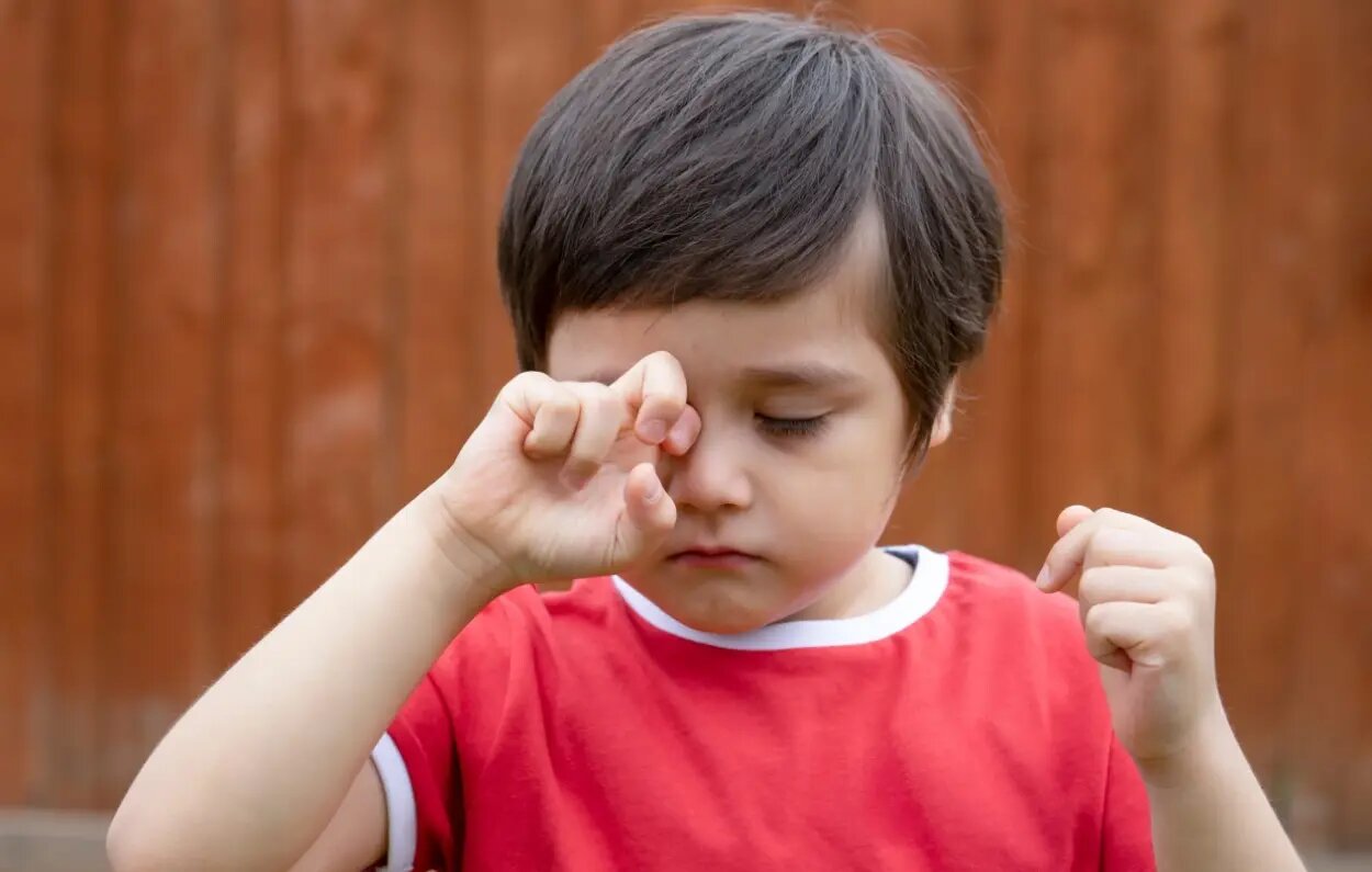 بیماریای که حتی عینک هم درمانش نمیکند | شیوع قوز قرنیه در ایران ۱۰ برابر جهان