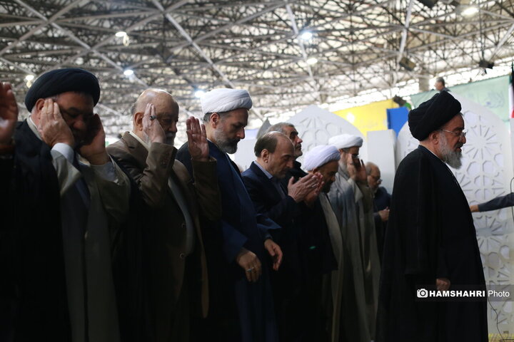 اقامه نماز جمعه تهران به امامت حجت الاسلام خاتمی