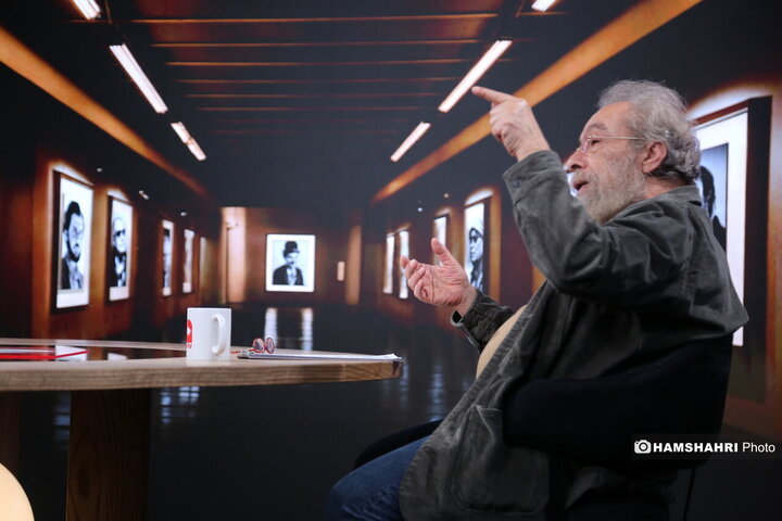 برنامه کات با اجرای مسعود فراستی