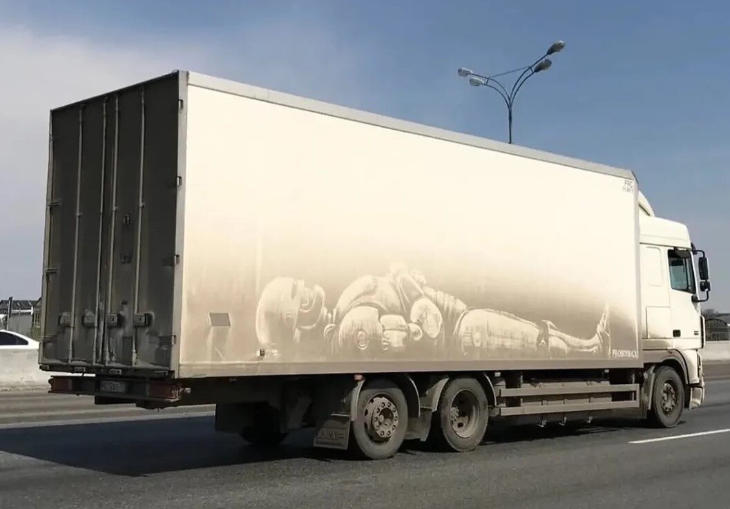 نقاشی های شگفت انگیز روی بوم‌های متحرک! | ببینید