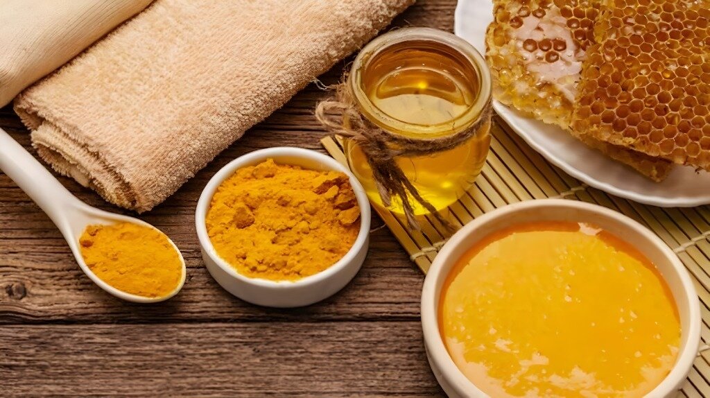 زردچوبه و عسل؛ مکملهای طبیعی یا اغراق؟