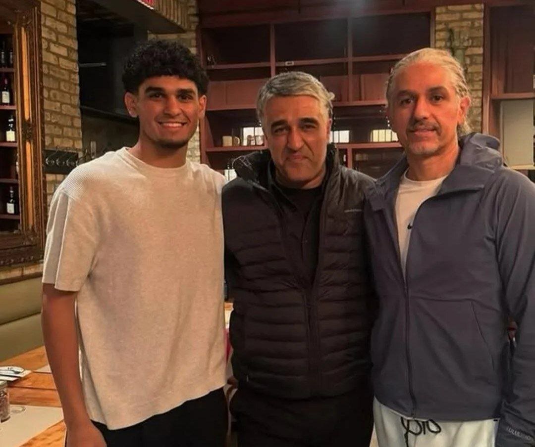 پژمان جمشیدی در کنار برادر و برادرزاده اش در کانادا + عکس