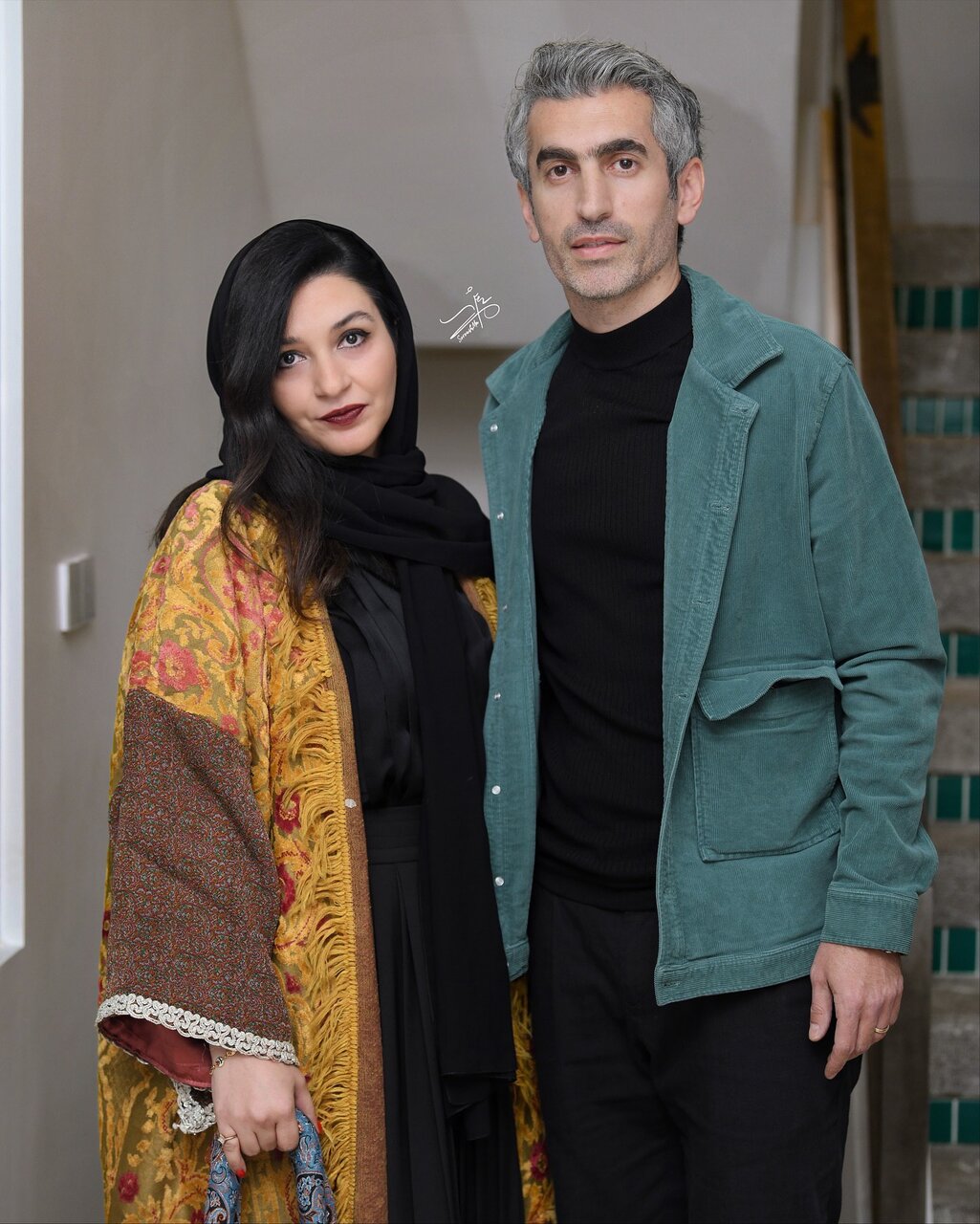 پارسا پیروزفر، مجتبی جباری و همسرش | حرفهای پیروزفر درباره کتاب جدیدش | ببینید
