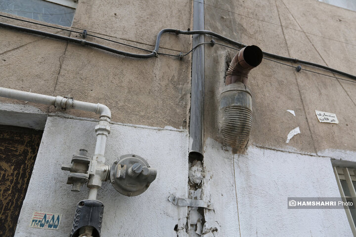 مانور سراسری مونواکسیدکربن و بازدید از منازل و اهدا و نصب دتکتور از سوی کارشناسان سازمان آتش نشانی