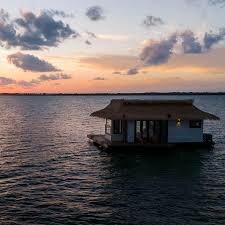 تجربه زندگی در خانه‌هایی که می‌توانند به هر نقطه‌ای بروند!