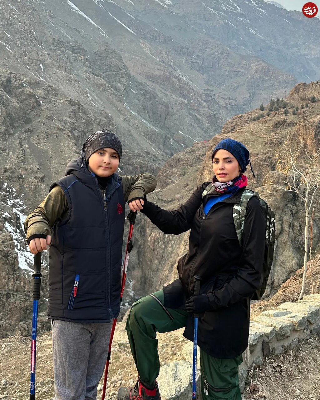 خانم بازیگر در حال کوهنوردی با پسرش؛ سال ۱۴۰۲ | تصاویر