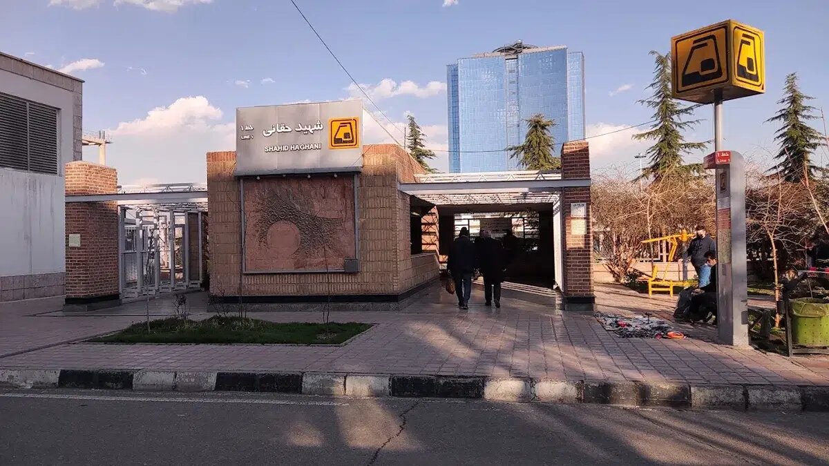 سفری ارزان، سریع و بی‌دردسر به محبوب‌ترین نقاط گردشگری پایتخت با مترو